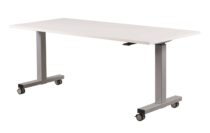 Korkeussäädettävä pöytä pyörillä 1800x800 mm