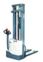 Täyssähköinen Pinoamisvaunu 1500kg/4150 mm